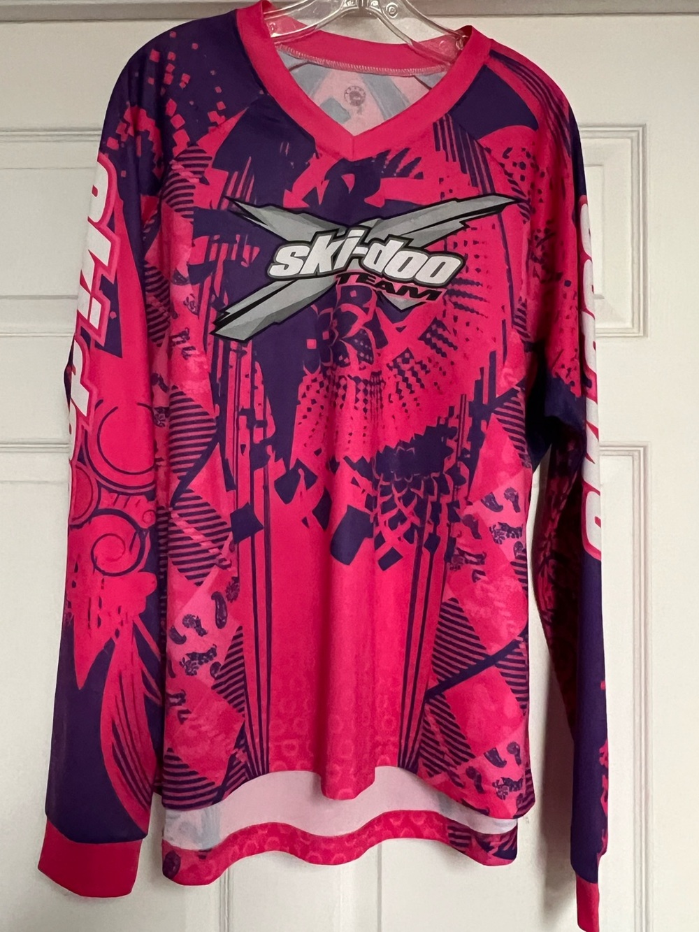 Ski-Doo Long Sleeve, V-Neck Performance Jersey Top Women's Size XL